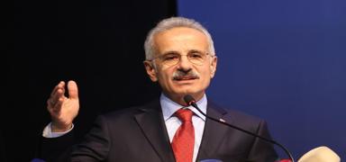 Bakan Uralo�lu: 23 y�lda 100 y�la s��mayacak i�ler yapt�k