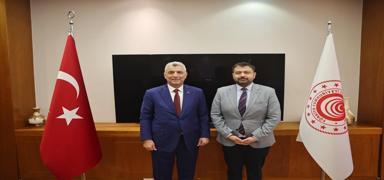 T�rkiye meydan okumalara haz�r! Star'a konu�an Bakan Bolat: Muhalif kesimler dahi i�ten i�e takdir ediyor