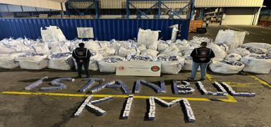 G�mr�k muhafaza ekipleri ka�ak��lara g�z a�t�rmad�