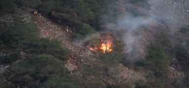 Hatay'da ��kan orman yang�n� kontrol alt�na al�nd�