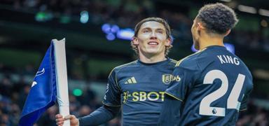 Tottenham evinde y�k�ld�