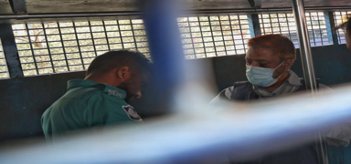 Banglade'te kritik karar: dam mahkumu eski Babakan ve yeenine hapis