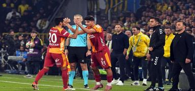 Galatasaray'�n yeni y�ld�zlar�, ilk Fenerbah�e derbisine ��kt�