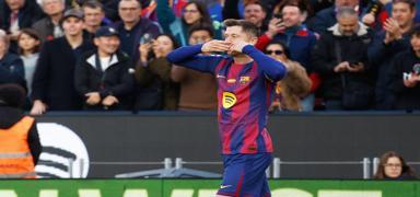 Barcelona'da g�ndem yeni golc� transferi