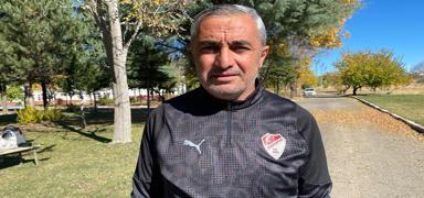 Elaz��spor'da Mustafa Sar�g�l ile yollar ayr�ld�