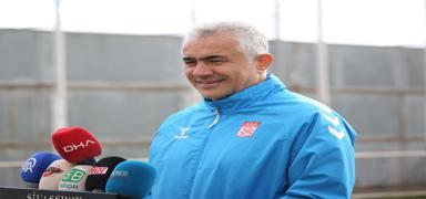 Mehmet Alt�parmak: �stanbulspor ma��n� kazanmak istiyoruz