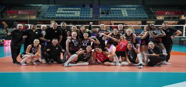 T�rk Hava Yollar� r�van� ma��nda Avarca de Menorca deplasman�nda