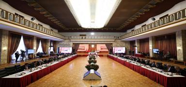 �mral� ziyareti sonras� ilk toplant�