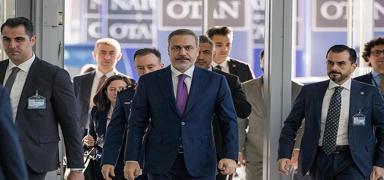 Bakan Fidan'dan �ngiltere'ye Gazze mesaj�: �srail'e bask� kurulmal�