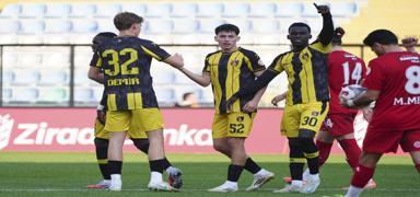 Kupada ad�n� gruplara yazd�rd�! �stanbulspor'dan 6 goll� zafer