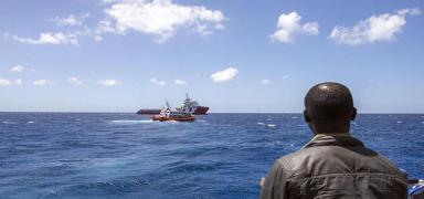 Girit a��klar�nda tekne facias�! 18 g��men hayat�n� kaybetti