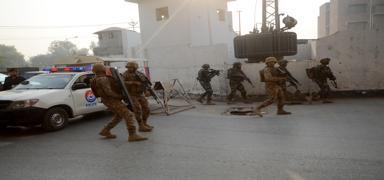 S�n�r hatt�nda gerilim t�rman�yor