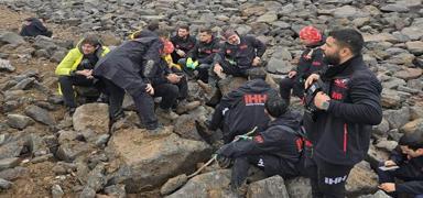 Hatay'da deh�et... �ocu�u d�v�p �zerine toprak att�