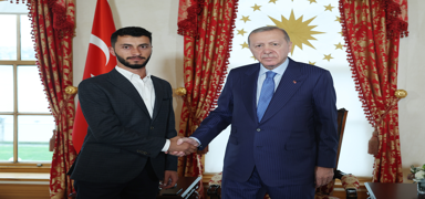 Cumhurba�kan� Erdo�an, Filistinli y�netmen Adra'y� kabul etti