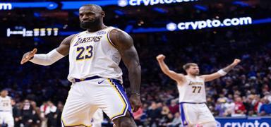 LeBron James ma�� domine etti, Lakers kazand�