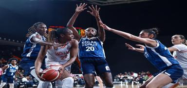 Emlak Konut yar�n Perfumerias Avenida'y� a��rlayacak