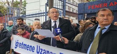 ��retmene m�d�r odas�nda veli darp�! Y�z�nden yaraland�