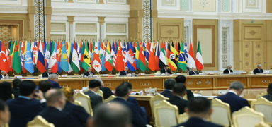 Cumhurba�kan� Erdo�an A�kabat'ta: Bar�� i�in elimizi ta��n alt�na koymal�y�z