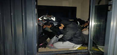 Edirne ve K�rklareli'nde 12 d�zensiz g��men yakaland�