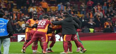 G.Saray zirveyi b�rakmak istemiyor