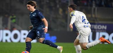 Lazio, deplasmanda 9 ki�iyle kazand�
