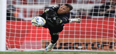 Galatasaray'dan Fernando Muslera i�in tebrik mesaj�
