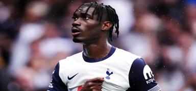 Fenerbah�e Bissouma'n�n pe�inde