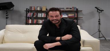 Oyuncu Burak Serdar �anal: �Ye�il Deniz hi� bitmesin istiyorum�