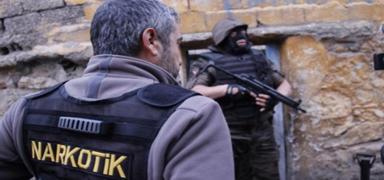 Piyasa de�eri 30 milyon TL! Mu�'ta zehir sevkiyat�na b�y�k darbe