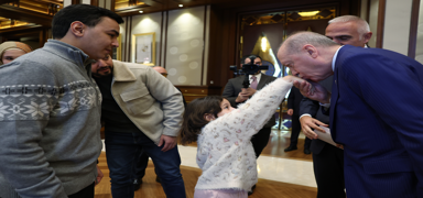 Ba�kan Erdo�an �zel ilgi g�sterdi