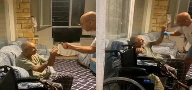 Huzurevinde deh�ete d���ren g�r�nt�