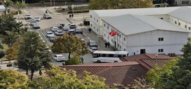 Ezgi Ey�bo�lu dahil 8 isme g�zalt�