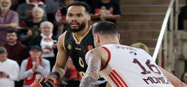 Monaco, Bayern M�nih'i farkl� ge�ti