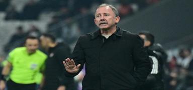 'Bomba elimde patlad�'