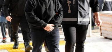 K�zlar�n foto�raflar�n� m�stehcen i�eri�e d�n��t�rd�ler: Yapay zeka 'fareleri' tutukland�