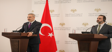 Ankara'dan �am'a kritik ziyaret! Bakan Fidan: SDG, Suriye'ye entegre olmal�