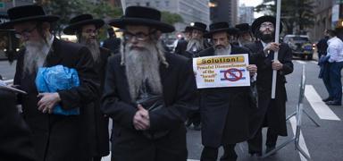 Yahudilere 'geri d�n�n' �a�r�s�