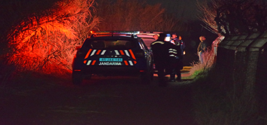 Kar�s�n� �ld�r�p yurt d���na ka�acakt�... Katil s�n�rda yakaland�