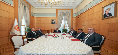 TBMM Ba�kan� Kurtulmu� Milli Dayan��ma, Karde�lik ve Demokrasi temsilcileriyle g�r��t�