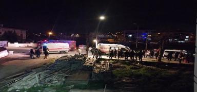 B�y�k�ekmece'de kaza: 2 gen� hayat�n� kaybetti