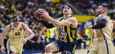 Fenerbah�e Beko, Barcelona'y� son nefeste devirdi