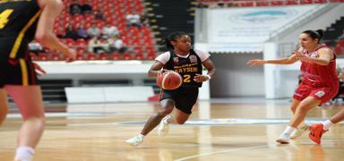 Melikgazi Basketbol'dan taraftara jest! 12. hafta ma�� �cretsiz