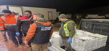 Boy s�n�r�n� a�amad�lar: 615 kilo istavrite el konuldu