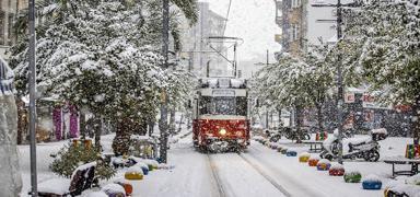 �stanbul Valili�inden �kar� uyar�s�