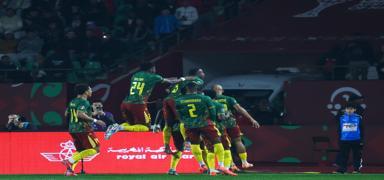 Kamerun, Afrika Uluslar Kupas�'na galibiyetle ba�lad�