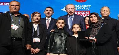 Asr�n in�as�nda 455 bininci konut da tamam