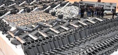 �stanbul'a gelen otob�ste cephanelik ��km��t�! ��pheliler adliyede