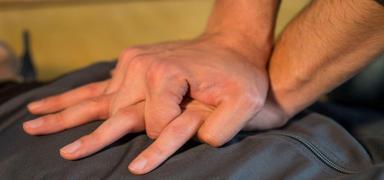 4 dakika kalbi durdu! Umut veren m�dahale hayata d�nd�rd�