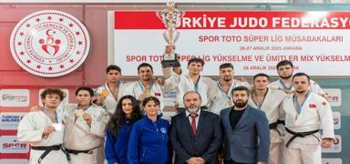 Erkekler Judo S�per Lig'de �ampiyon Kocaeli B�B Ka��tspor