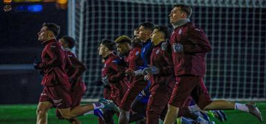 Trabzonspor, Galatasaray mesaisine ba�lad�